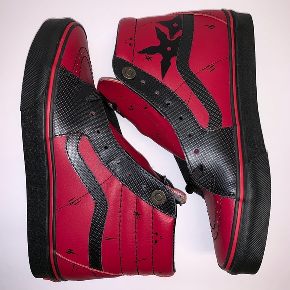 NIB Vans x Marvel Deadpool Sk8-Hi limited edition - Picture 4 of 8